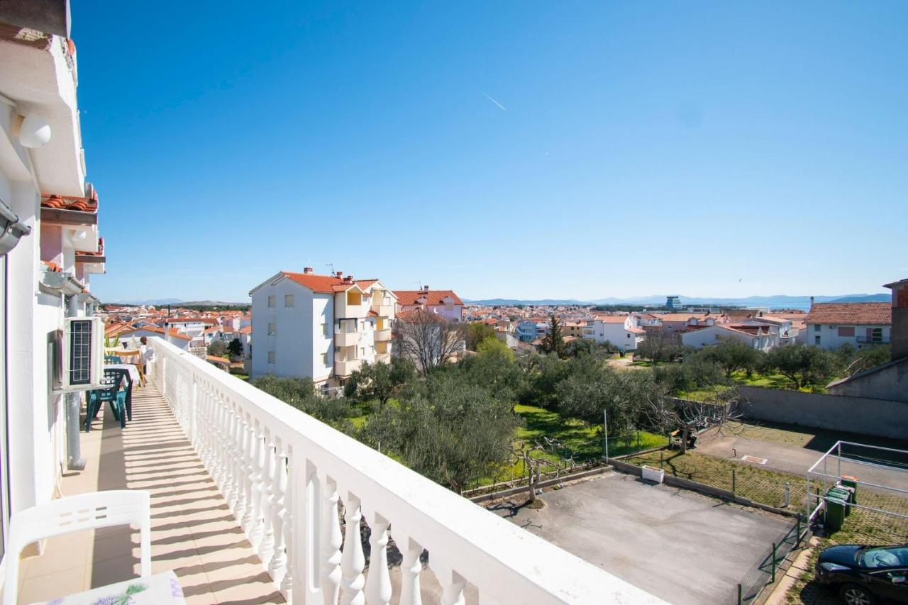 Family Holiday Apartments Lucia Vodice Eksteriør billede